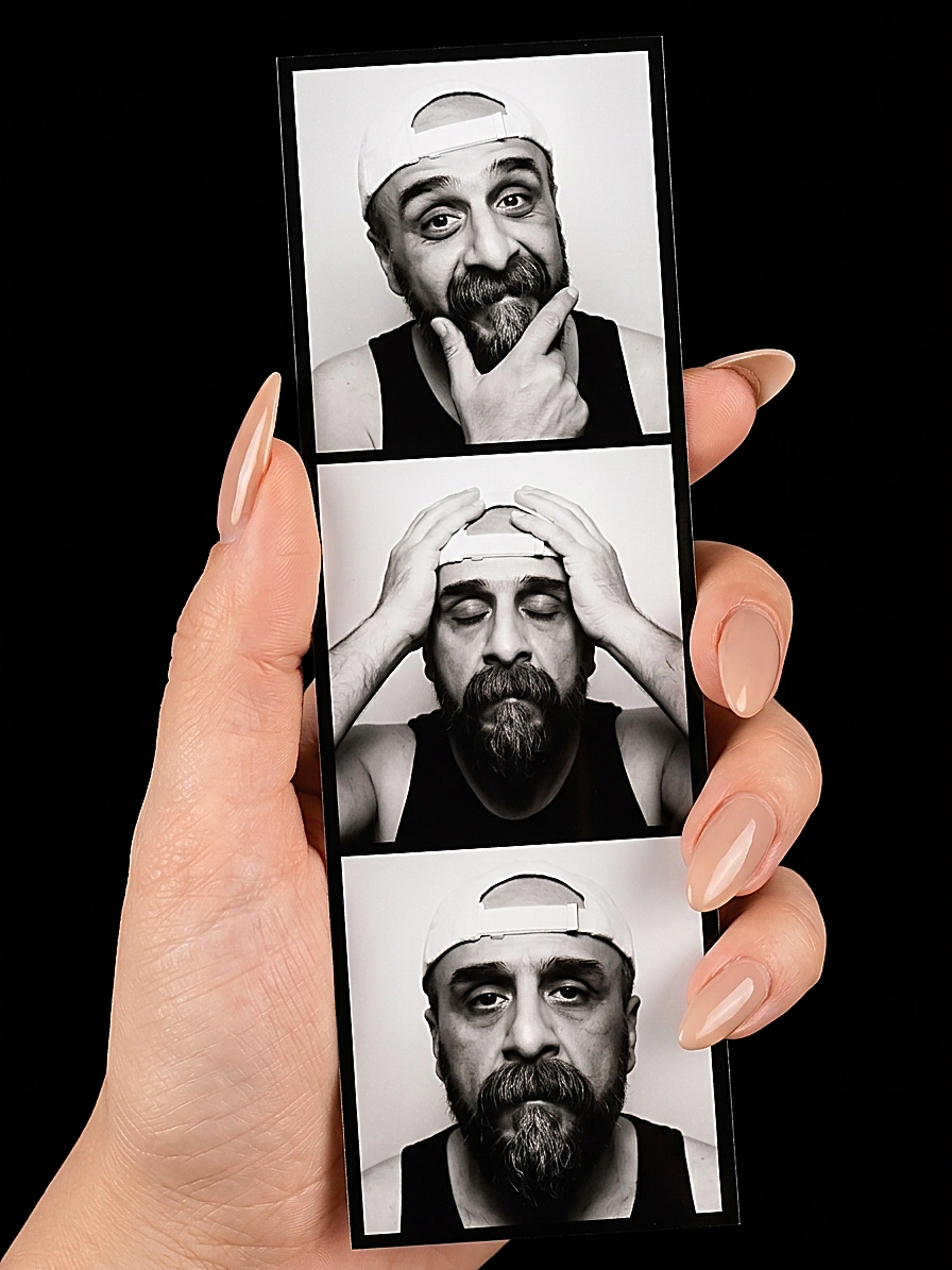Чёрно-белая фотосерия в руках с длинными ногтями